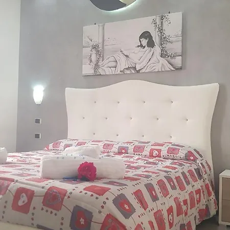 Donn'anna Naples